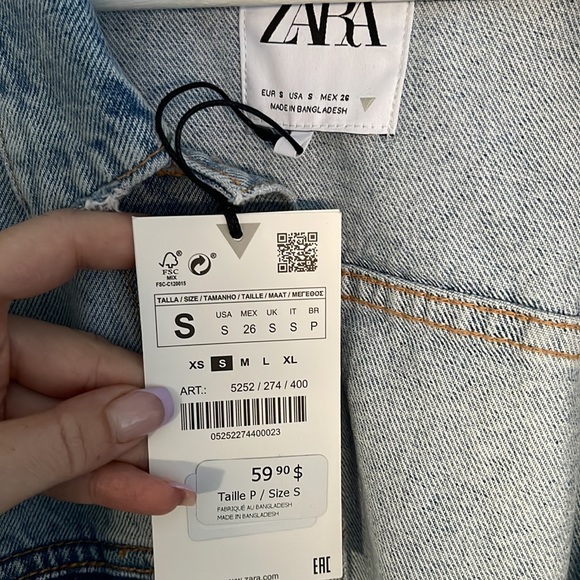 Zara cropped jean jacket - Picture 2 of 3